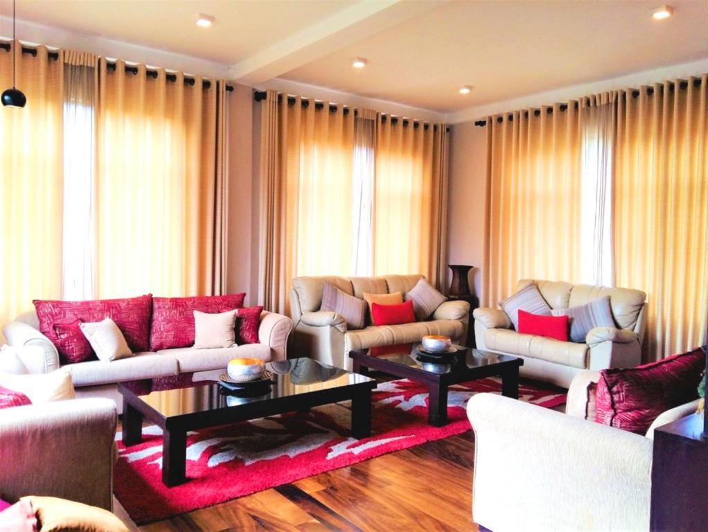 Glory Bush Boutique villa gallery 0